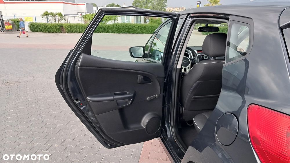 Kia Venga 1.4 CVVT Attract - 9