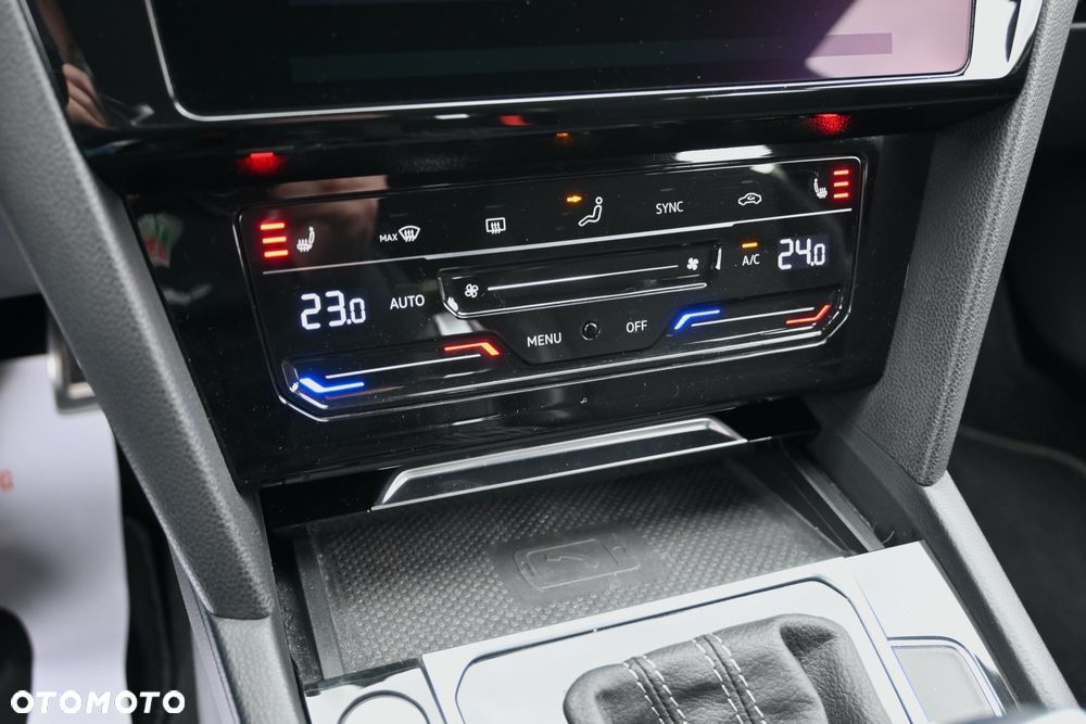 Volkswagen Arteon 2.0 TDI SCR R-Line DSG - 13