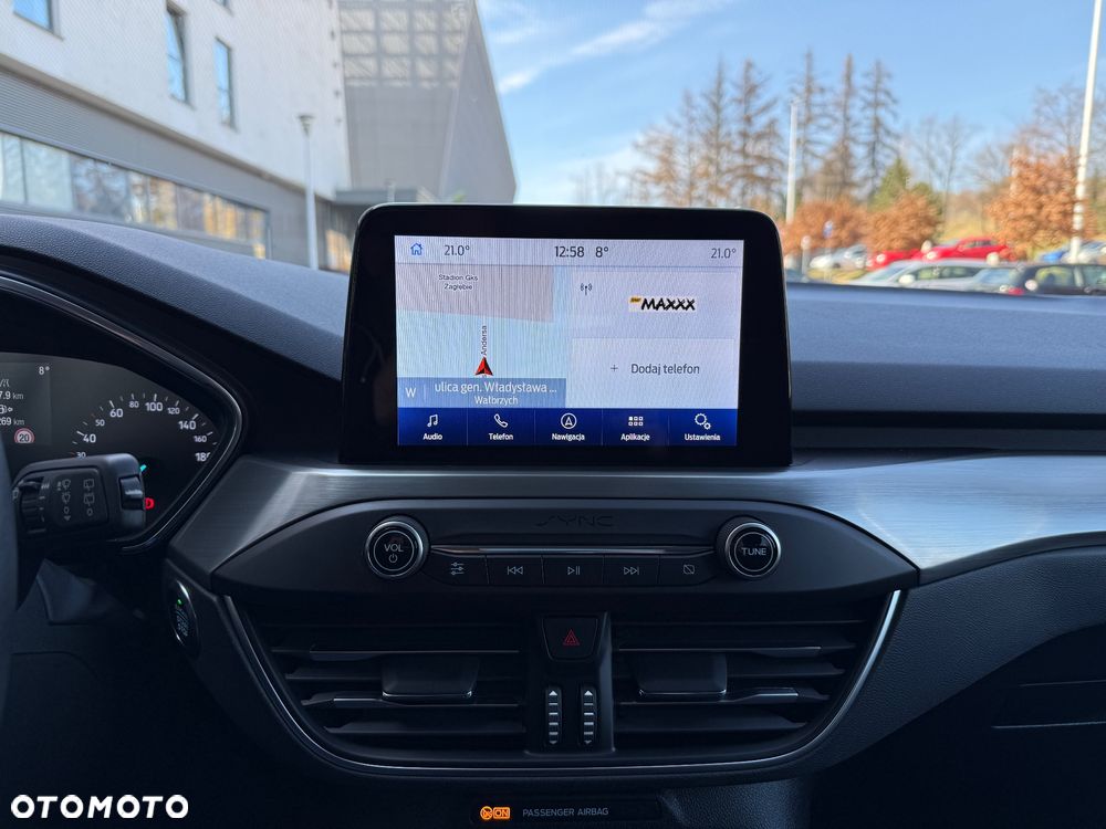 Ford Focus SW 1.0 EcoBoost S&S TITANIUM X - 19