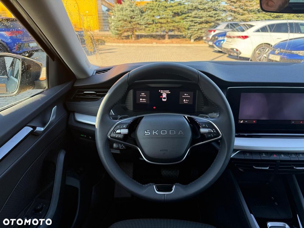Skoda Octavia 1.5 TSI mHEV Selection DSG - 9
