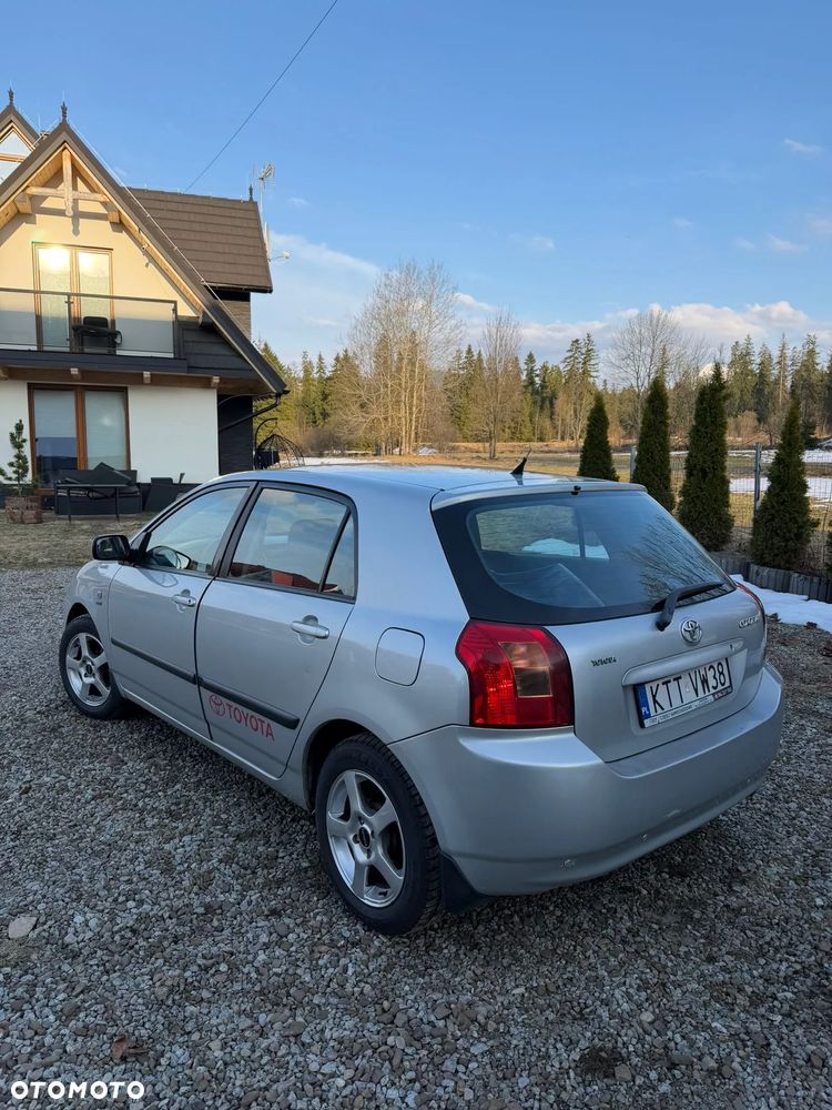 Toyota Corolla 1.4 VVT-i Base - 4