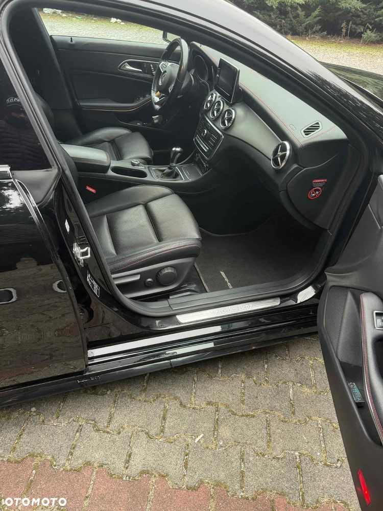 Mercedes-Benz CLA - 9