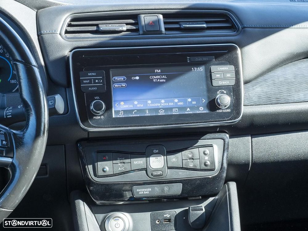 Nissan Leaf 40 kWh N-Connecta - 28