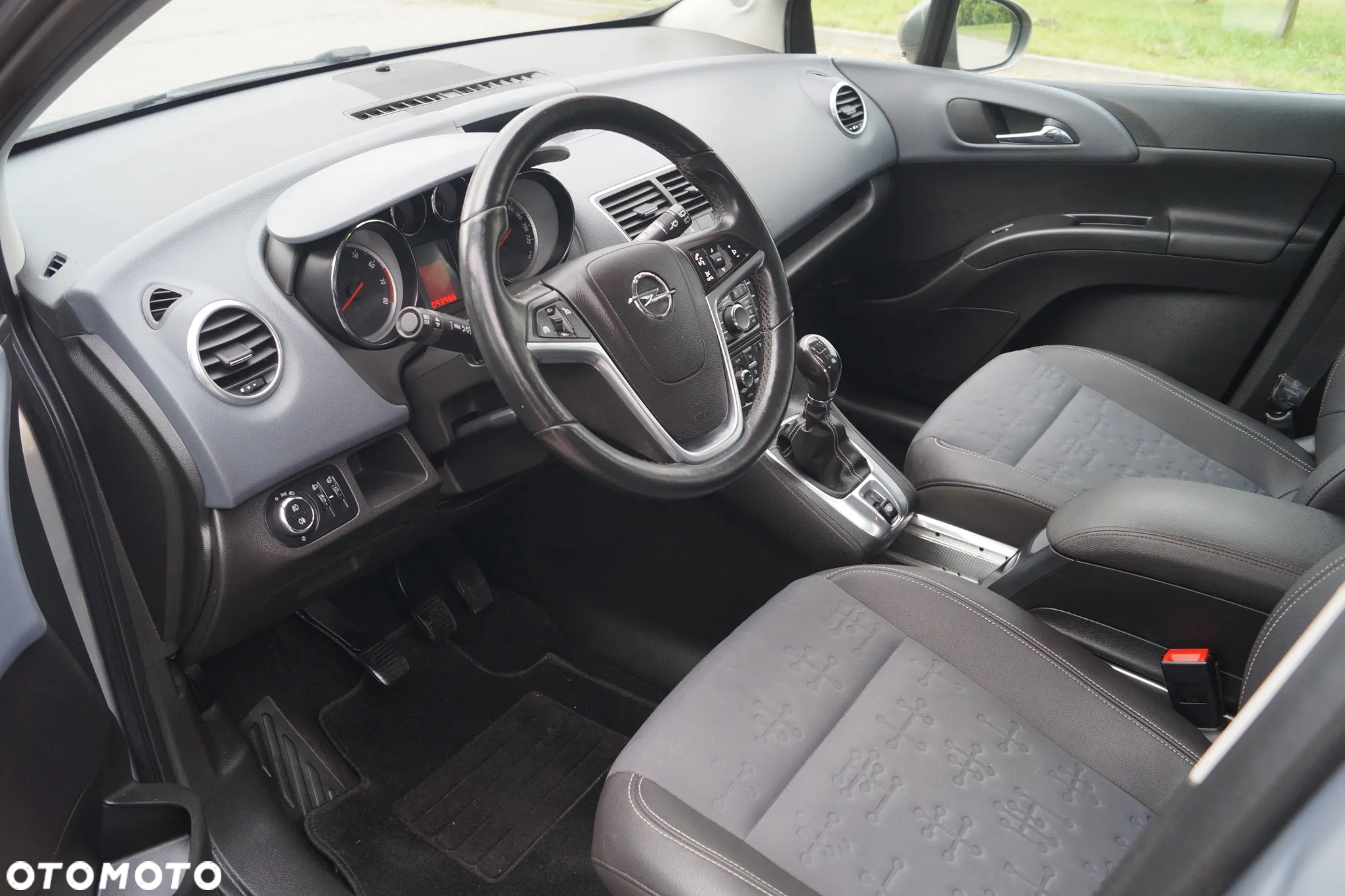 Opel Meriva 1.4 T Cosmo - 35