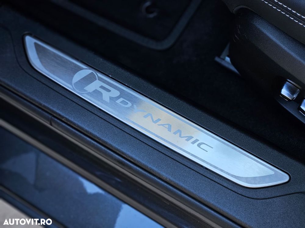 Jaguar XF P300 AWD R-Dynamic S - 17