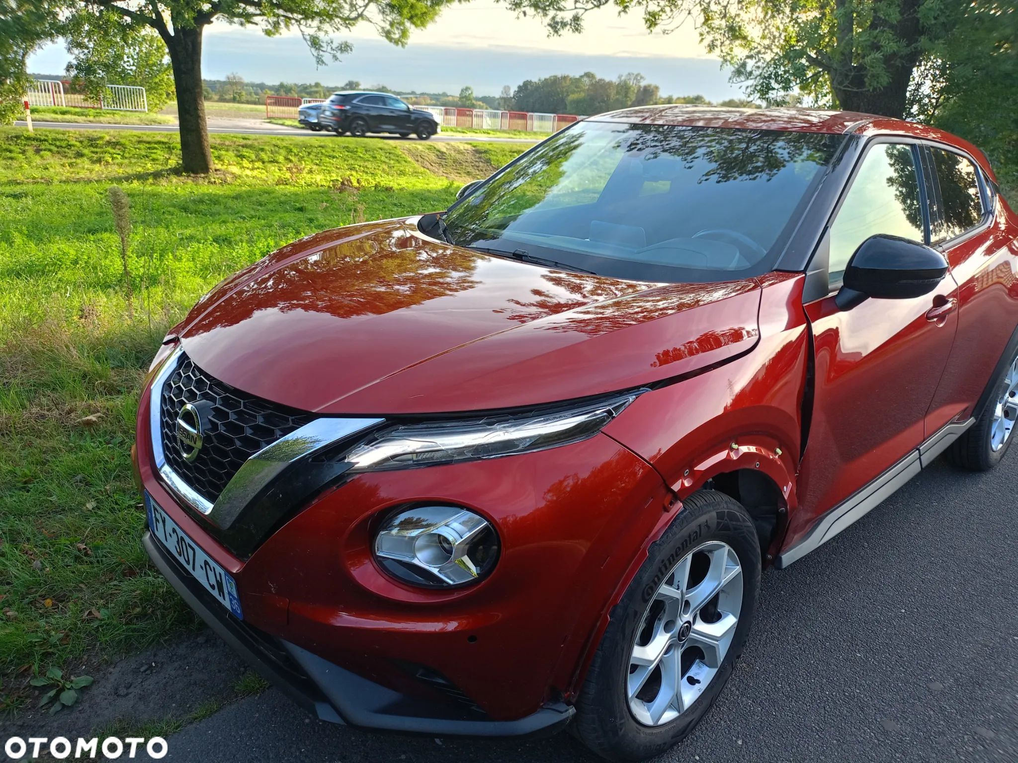 Nissan Juke 1.0 DIG-T DCT N-Connecta - 1
