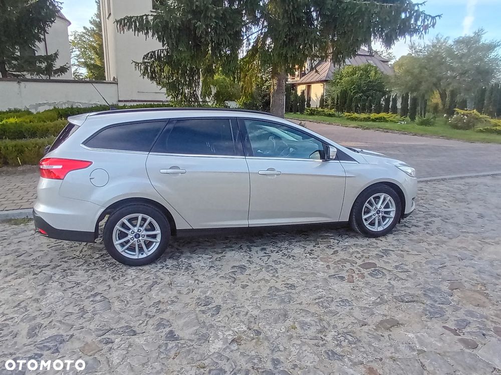 Ford Focus - 17