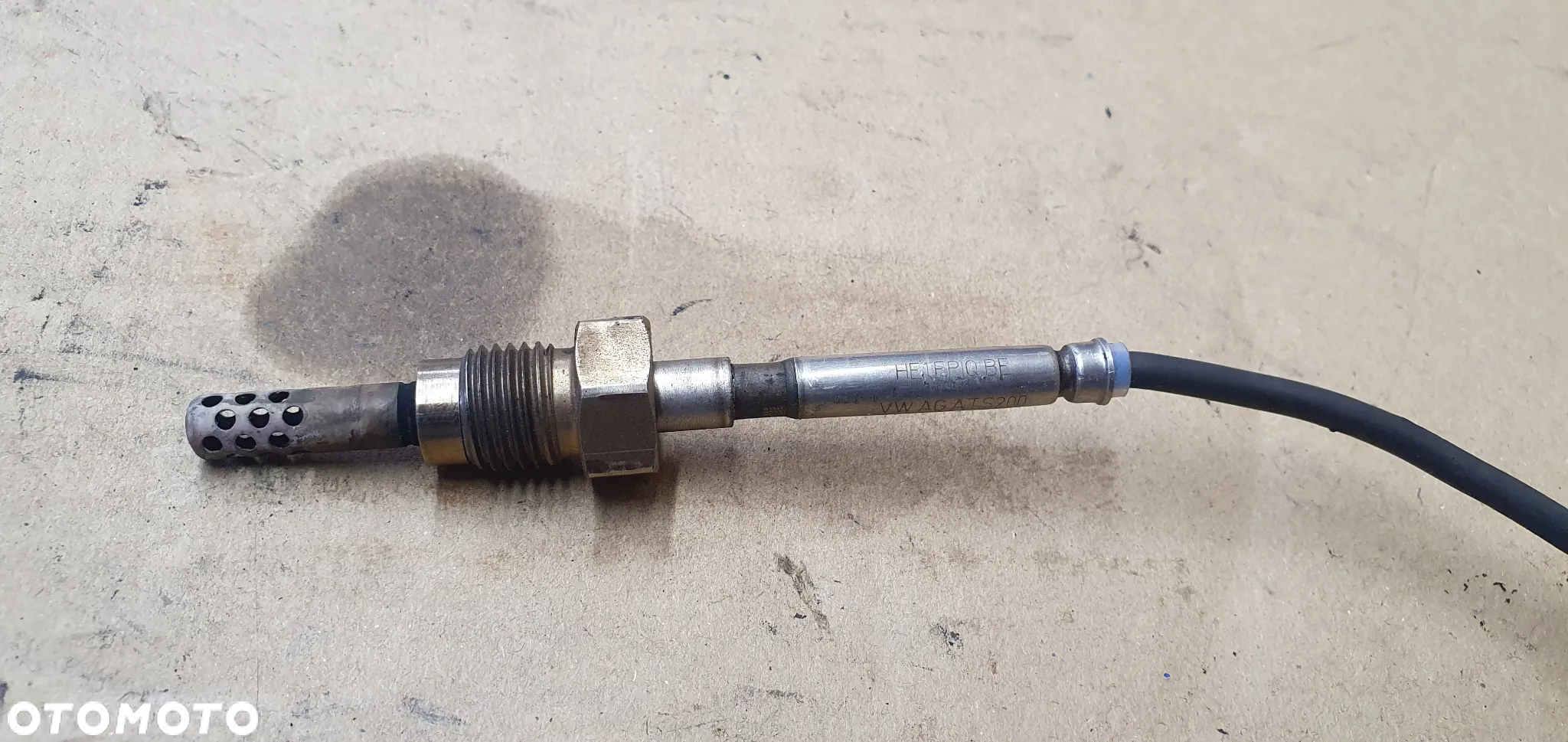 Czujnik temperatury spalin sonda Audi A8 D3 4.2 TDI 057906088 - 2
