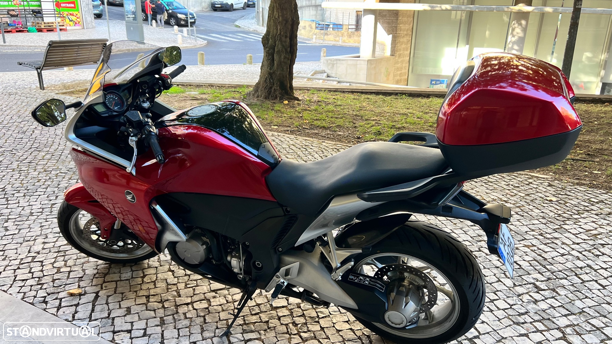 Honda VFR VFR 1200 F - 22