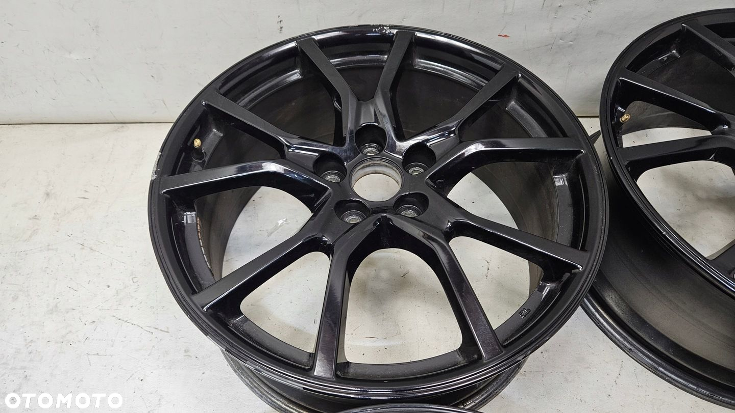 FELGI ALUMINIOWE HONDA CIVIC TYPE-R 8.5x20 ET60 - 3