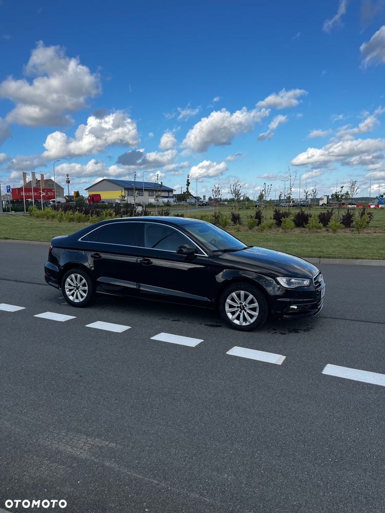 Audi A3 Limousine 1.6 TDI S tronic - 1