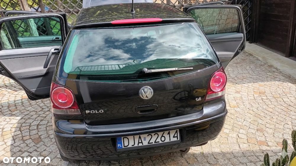 Volkswagen Polo - 4