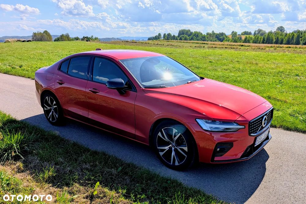 Volvo S60 B4 B R-Design - 2