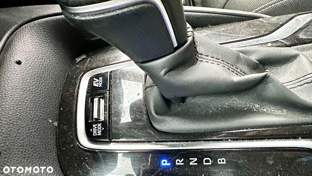 Toyota Corolla 1.8 Comfort - 32