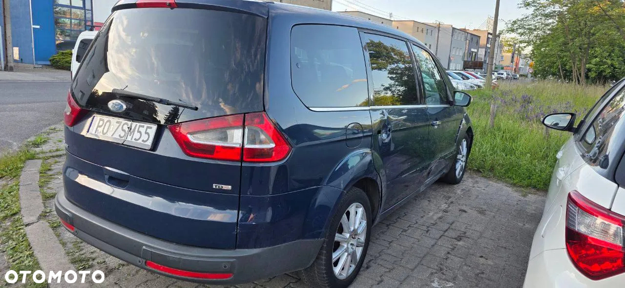 Ford Galaxy - 2