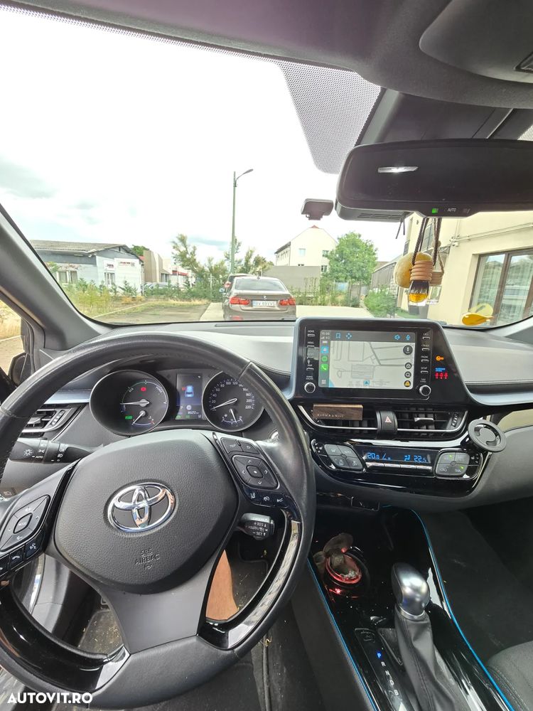 Toyota C-HR Hybrid Business-Edition - 7