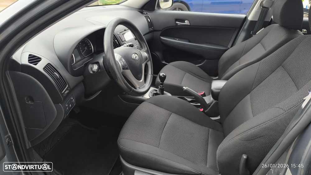 Hyundai i30 1.4 CVVT Blue Comfort - 32