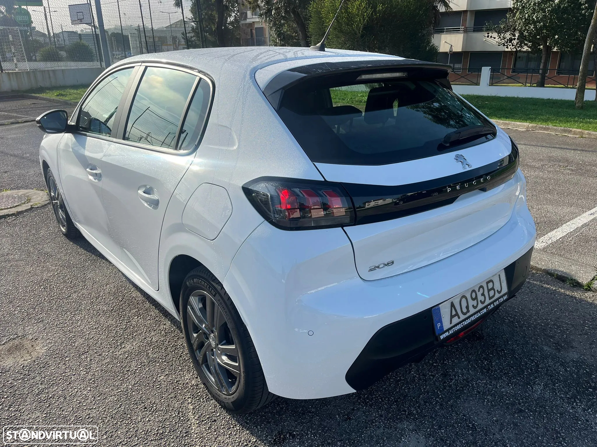 Peugeot 208 1.5 BlueHDi Active Business Pack - 11