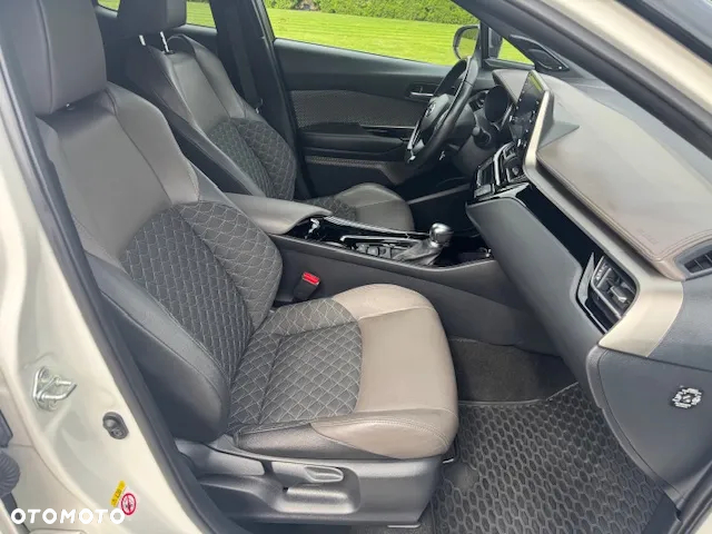 Toyota C-HR - 20