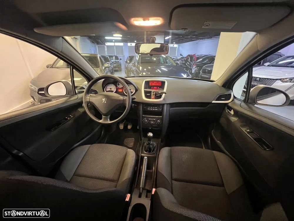 Peugeot 207 1.4 HDi Active - 9