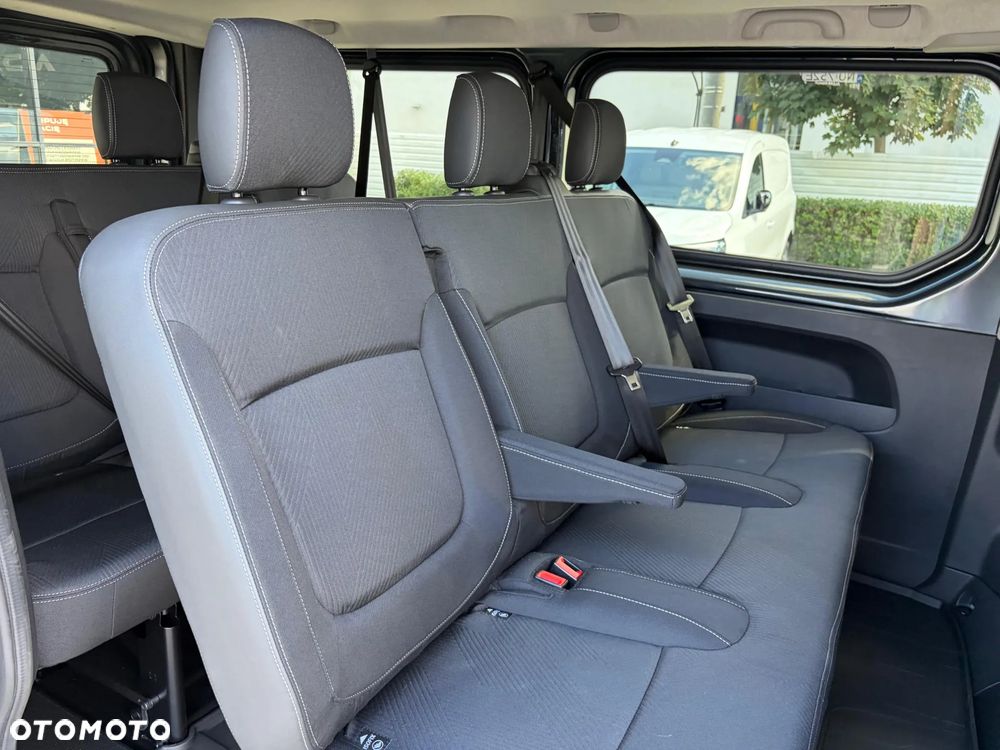 Renault Trafic - 15