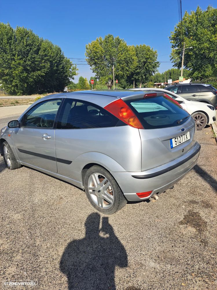 Ford Focus 1.8 TDCi Trend - 9