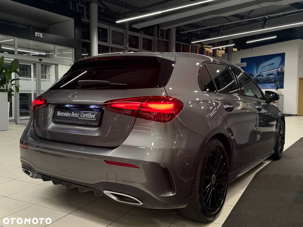 Mercedes-Benz Klasa A 220 4-Matic AMG Line 7G-DCT - 3