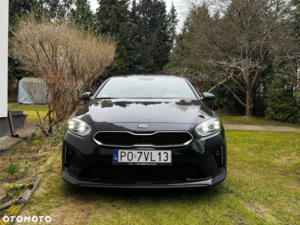 Kia ProCeed - 26