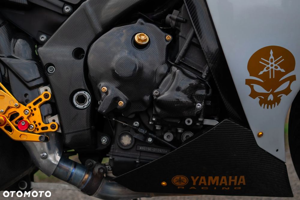 Yamaha YZF - 12