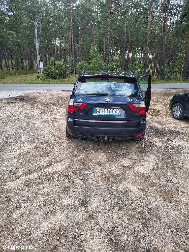 BMW X3 2.0d - 8