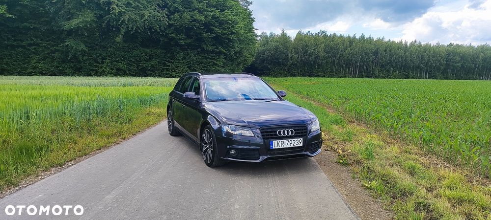 Audi A4 Avant - 1