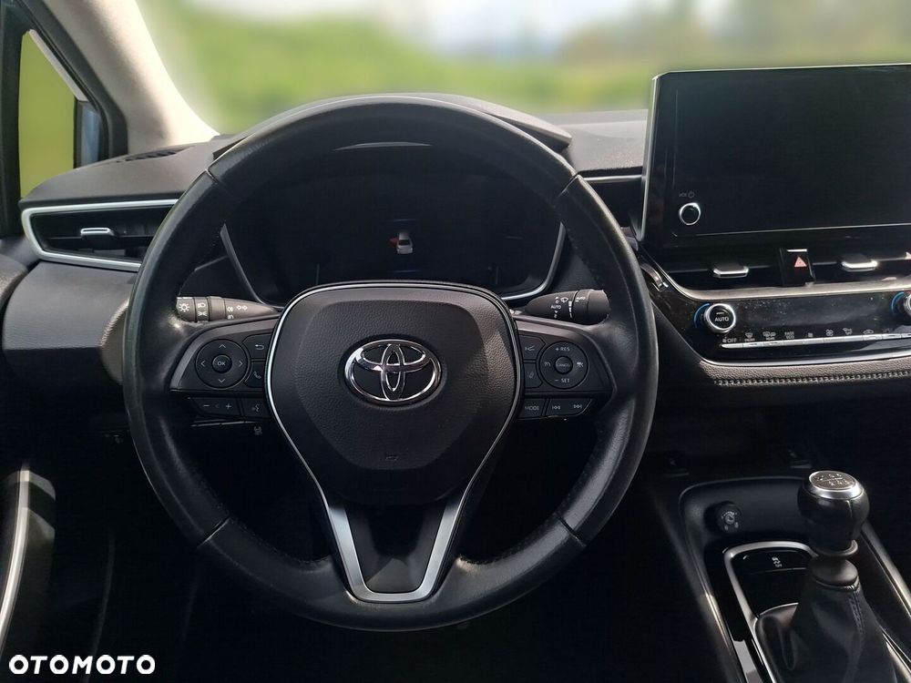 Toyota Corolla - 16
