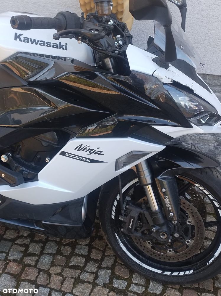 Kawasaki Ninja 1000 SX - 10