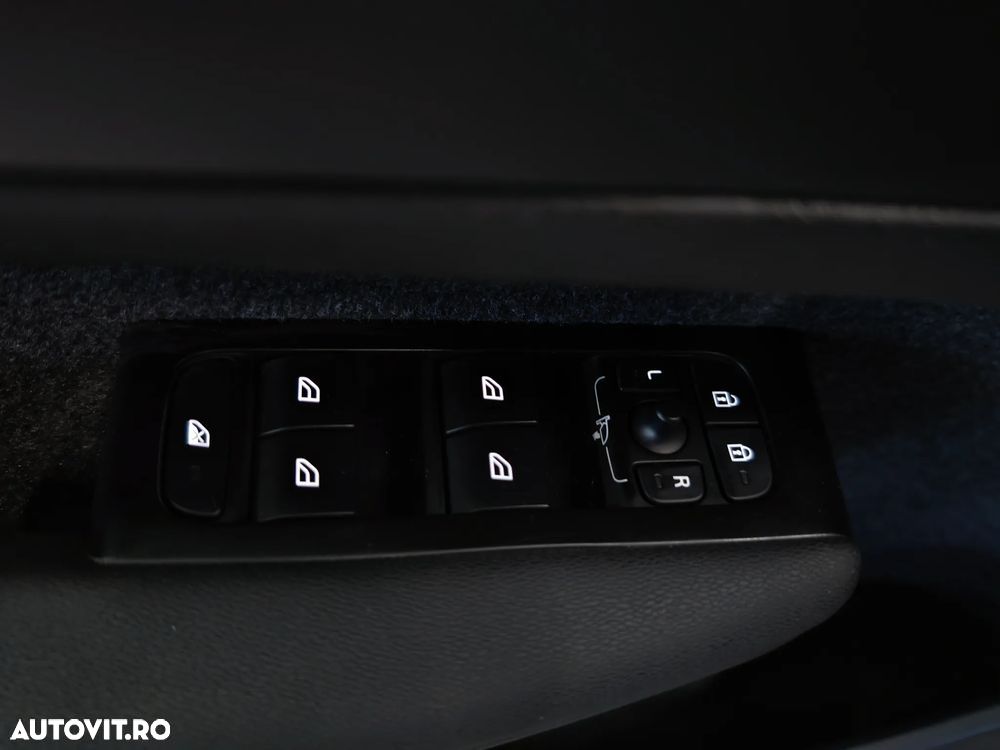 Volvo XC 40 T4 Recharge DKG Inscription Expression - 20