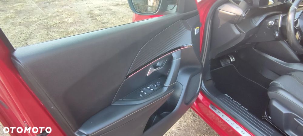 Peugeot 2008 1.5 BlueHDi GT Line S&S EAT8 - 13