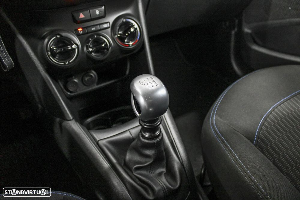 Peugeot 208 1.5 BlueHDi Signature - 37