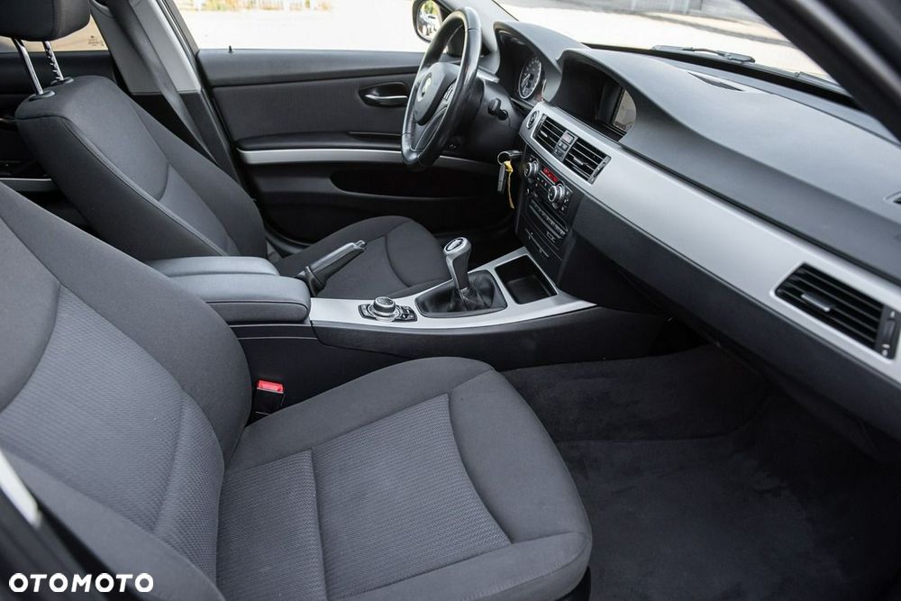 BMW Seria 3 - 10