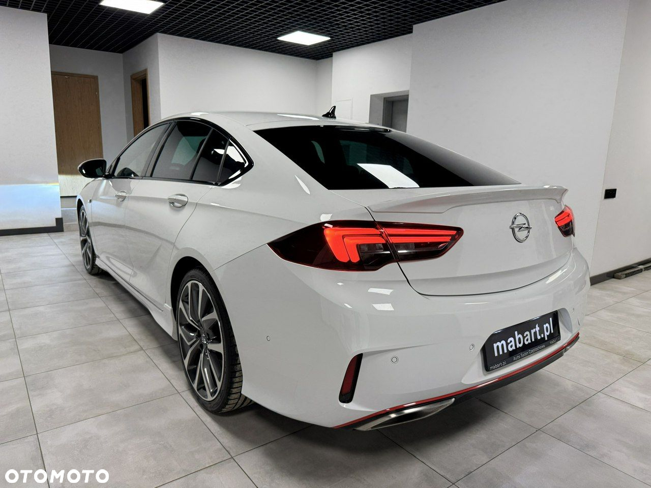 Opel Insignia Grand Sport 2.0 BiTurbo D 4x4 Automatik GSI - 4