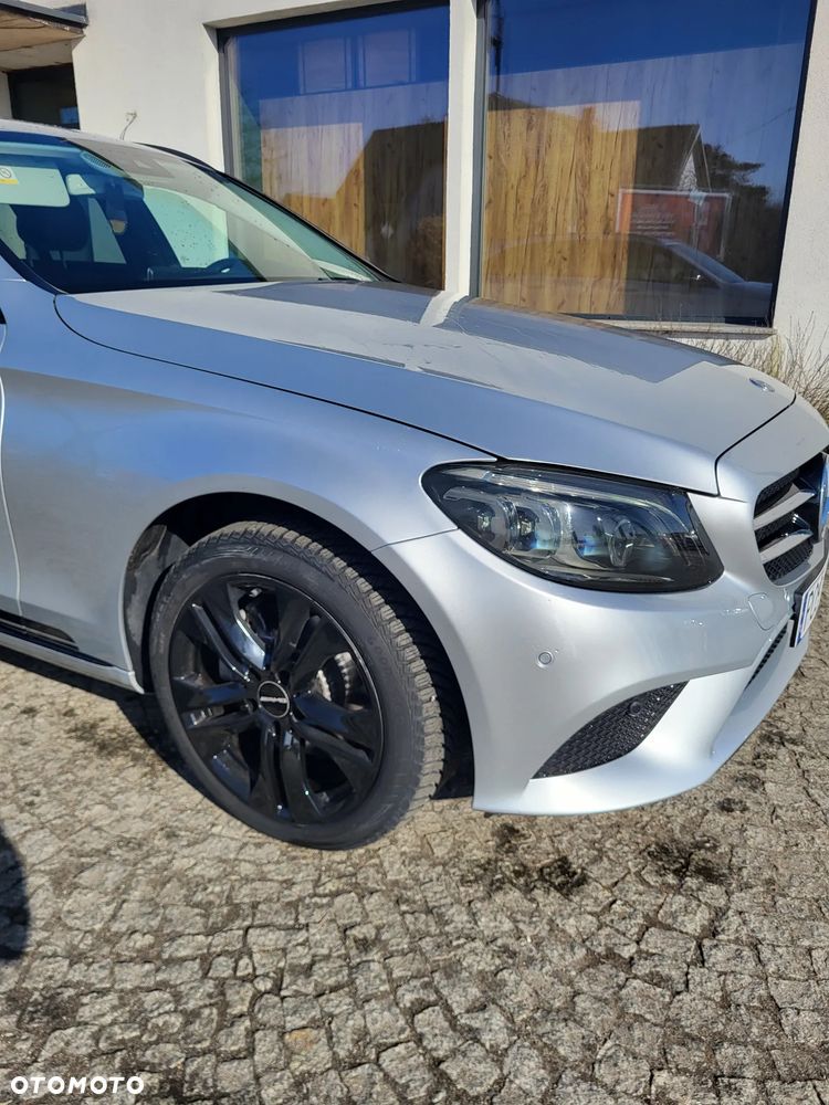 Mercedes-Benz Klasa C 220 d 4MATIC 9G-TRONIC - 11