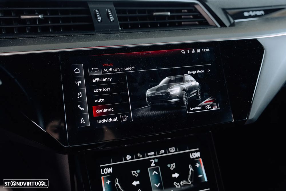 Audi e-tron 55 quattro S line - 35