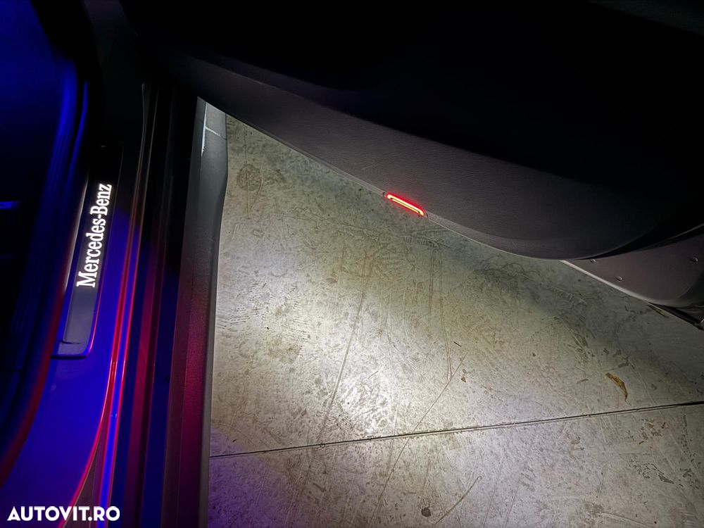 Mercedes-Benz GLC 220 d 4Matic 9G-TRONIC AMG Line Advanced - 8