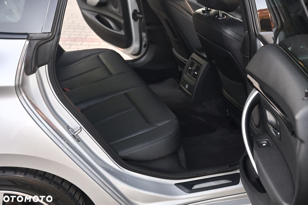 BMW 3GT - 25