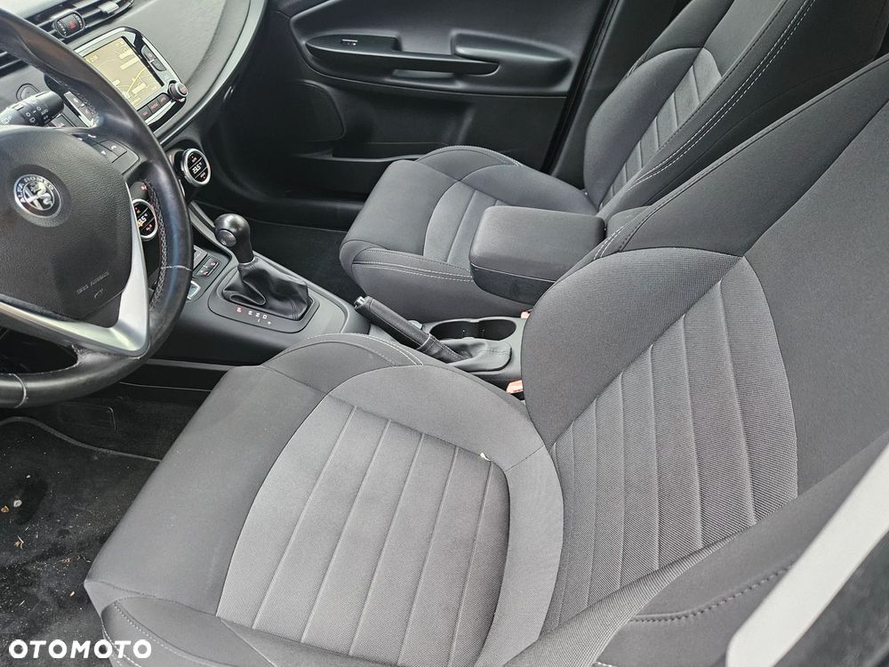 Alfa Romeo Giulietta - 16