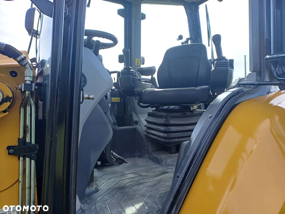 Caterpillar 432 - 17