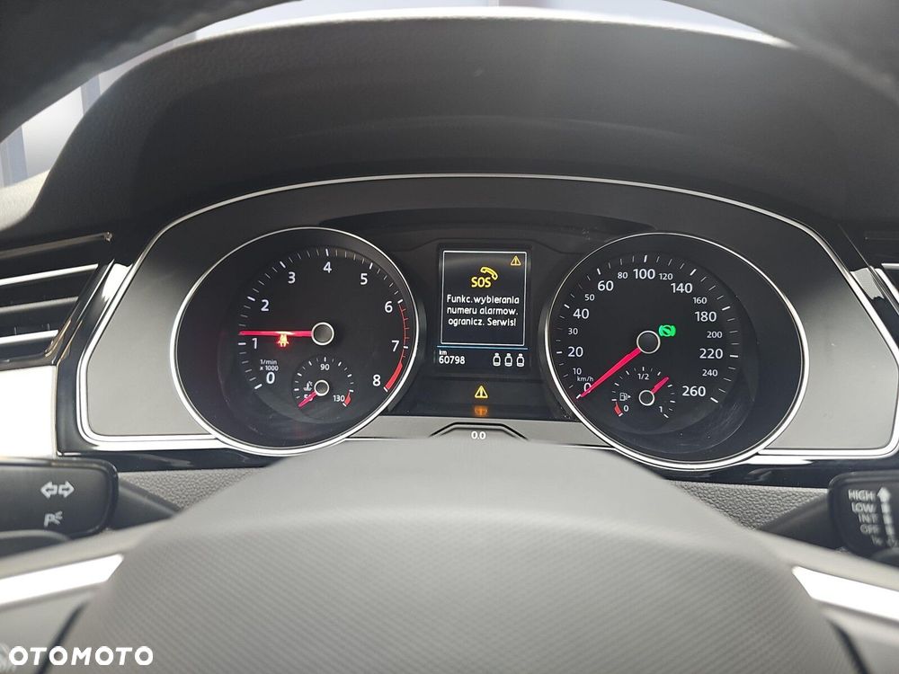 Volkswagen Passat Variant 1.5 TSI EVO Business DSG - 16