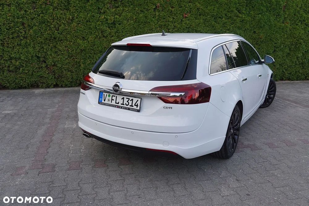 Opel Insignia - 8