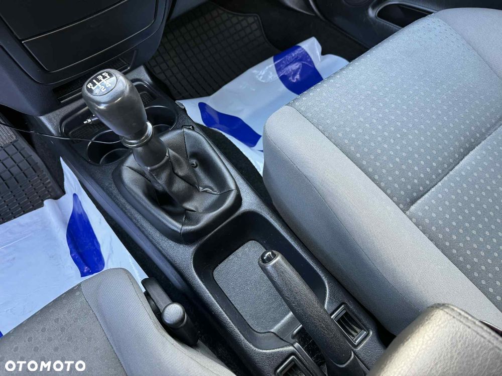 Mitsubishi Space Star 1.6 Family - 10