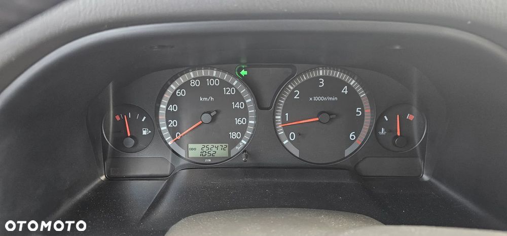 Nissan Patrol 3.0 TDI Luxury - 21