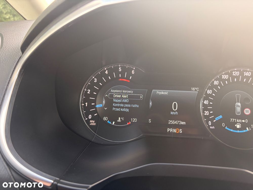 Ford S-Max 2.0 TDCi 4WD Titanium PowerShift - 16