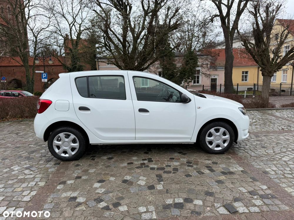 Dacia Sandero 1.2 16V 75 Laureate - 17